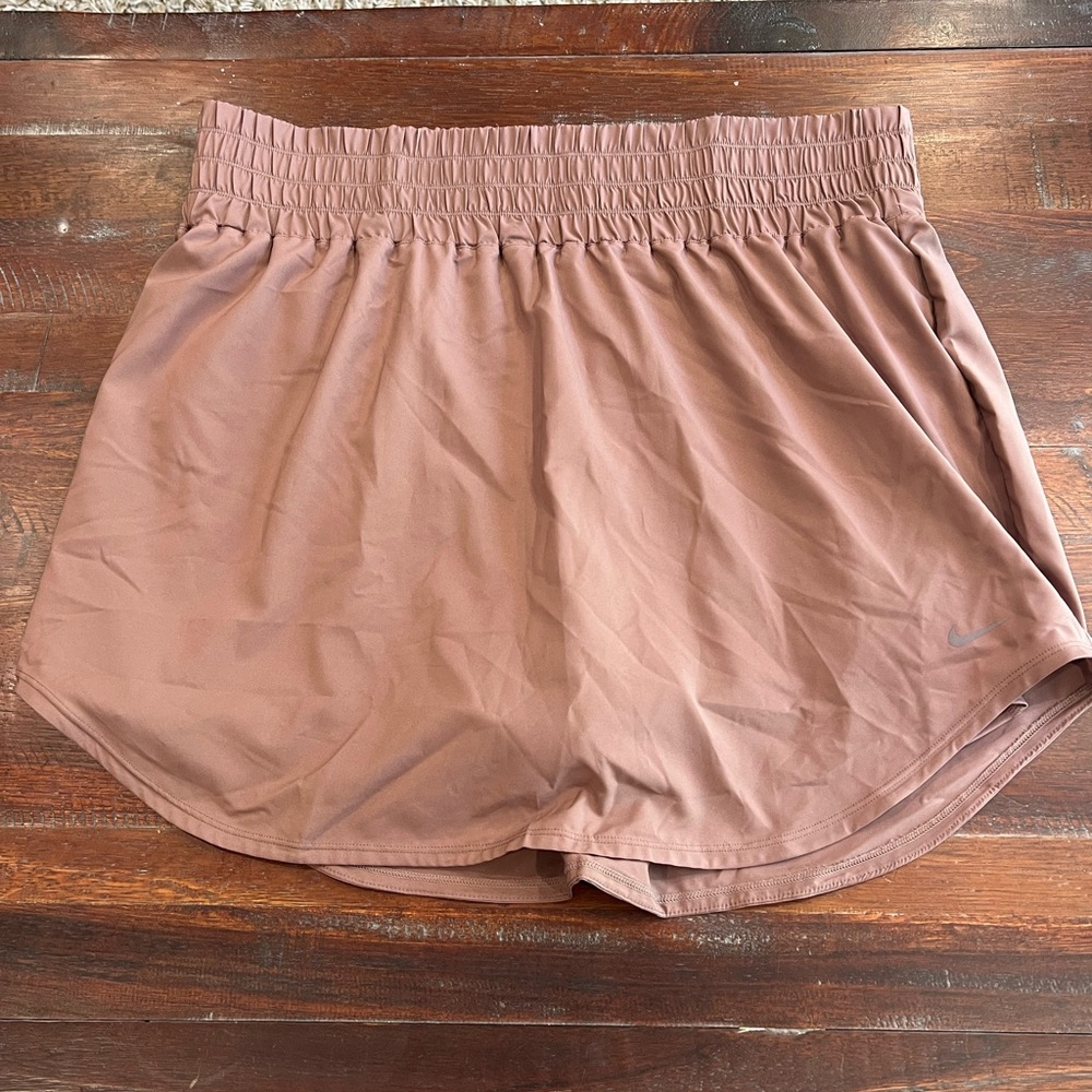Nike Women's Tan Skorts